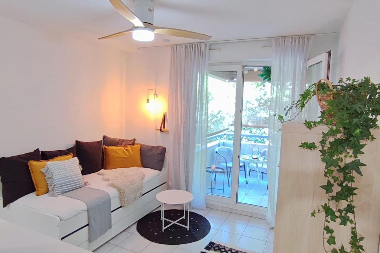 Ravas Studio Climatise Terrasse Proche Commerces Montpellier Bagian luar foto